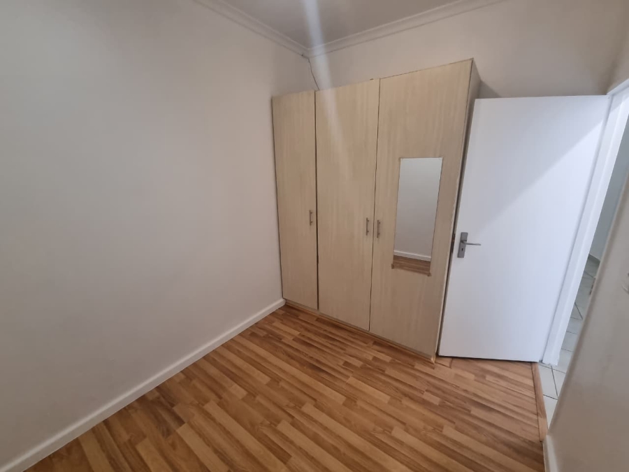 To Let 2 Bedroom Property for Rent in Observatory Western Cape